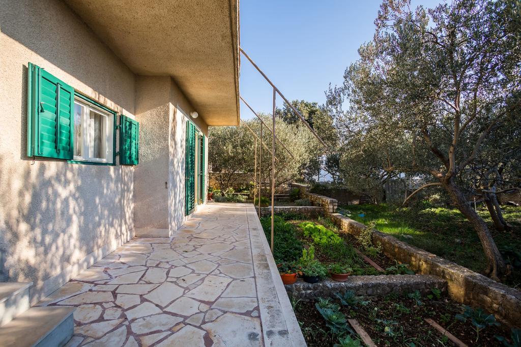 Apartment Srecko Винишче Экстерьер фото