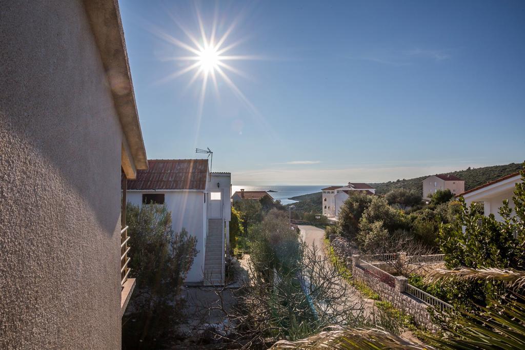 Apartment Srecko Винишче Экстерьер фото